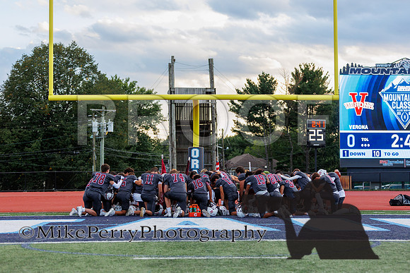 2025_8_28_VHS Football vs St Marys-335