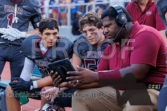 2025_8_28_VHS Football vs St Marys-405
