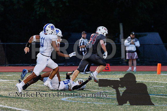 2025_8_28_VHS Football vs St Marys-537