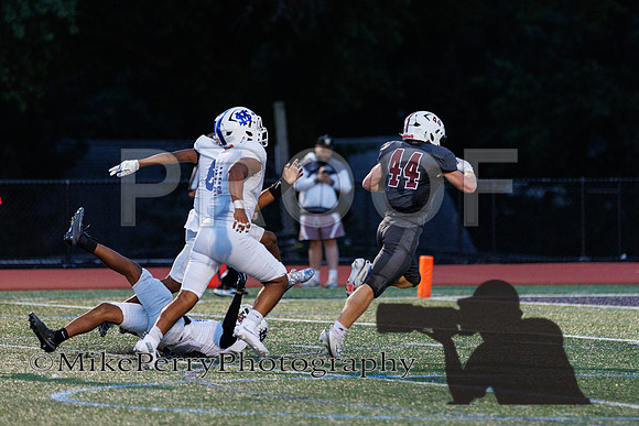 2025_8_28_VHS Football vs St Marys-540