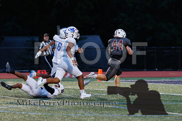 2025_8_28_VHS Football vs St Marys-541