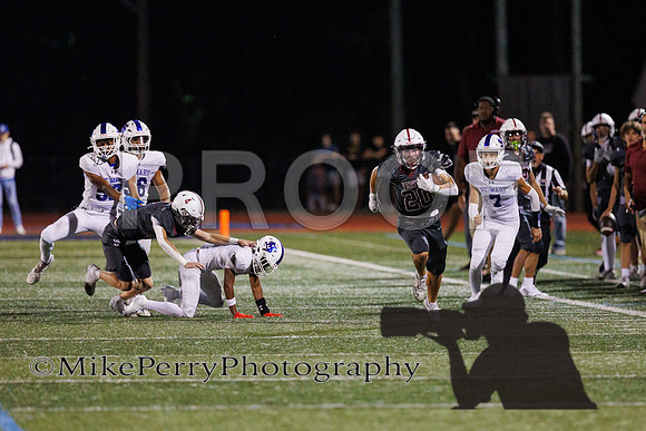 2025_8_28_VHS Football vs St Marys-866