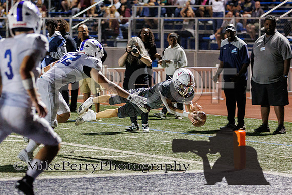 2025_8_28_VHS Football vs St Marys-1075