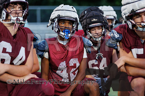 2025_8_21_VHS Football vs North Allington Vikings Scrimmage-578